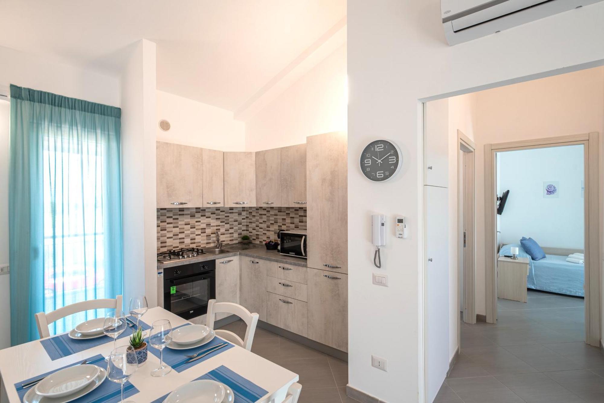 Icaro Residence Apartments With A Beautiful Pool SantʼAgata di Militello Dış mekan fotoğraf