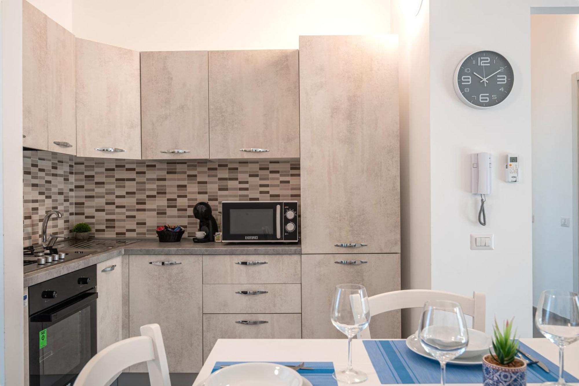 Icaro Residence Apartments With A Beautiful Pool SantʼAgata di Militello Dış mekan fotoğraf